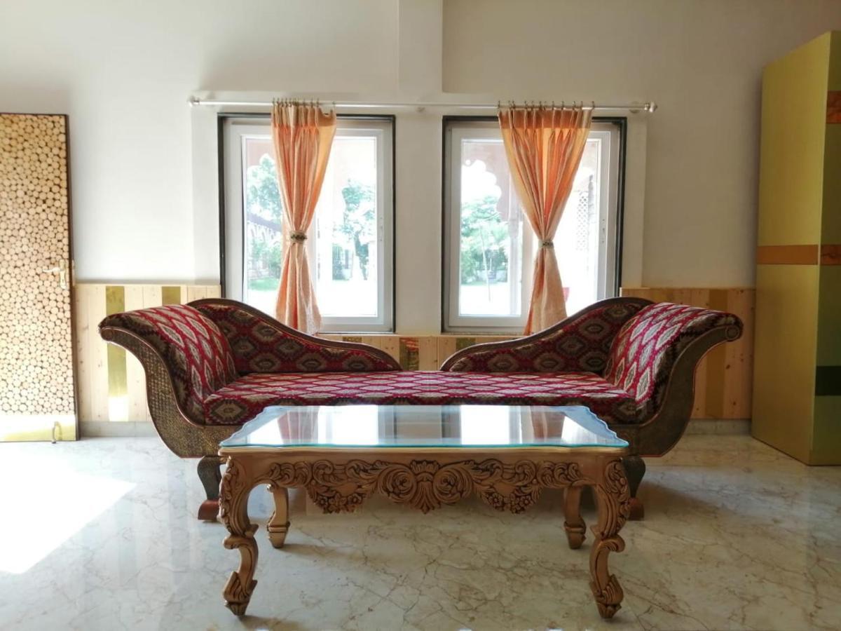 Mann The Palm Retreat Otel Lucknow Dış mekan fotoğraf