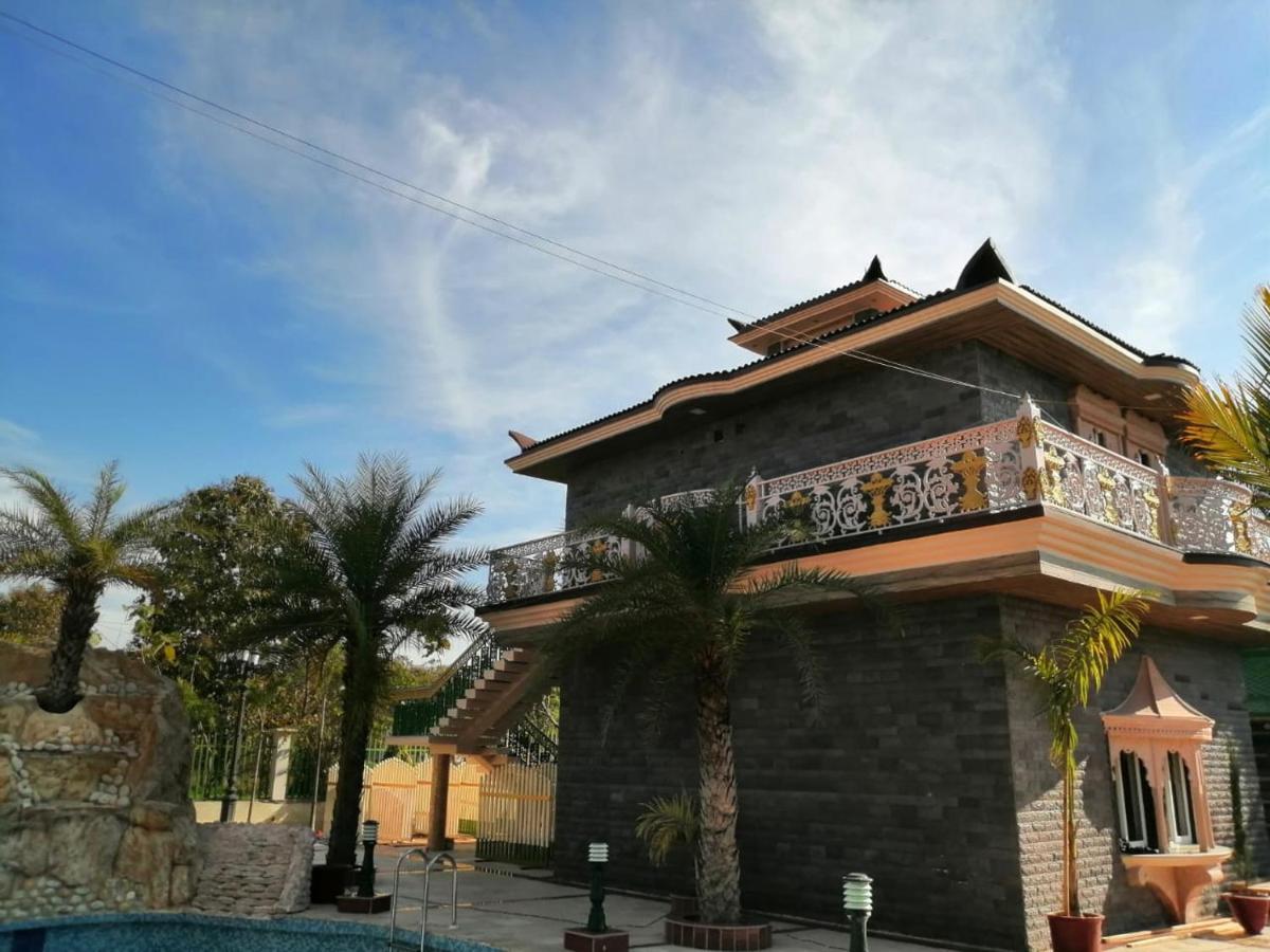 Mann The Palm Retreat Otel Lucknow Dış mekan fotoğraf