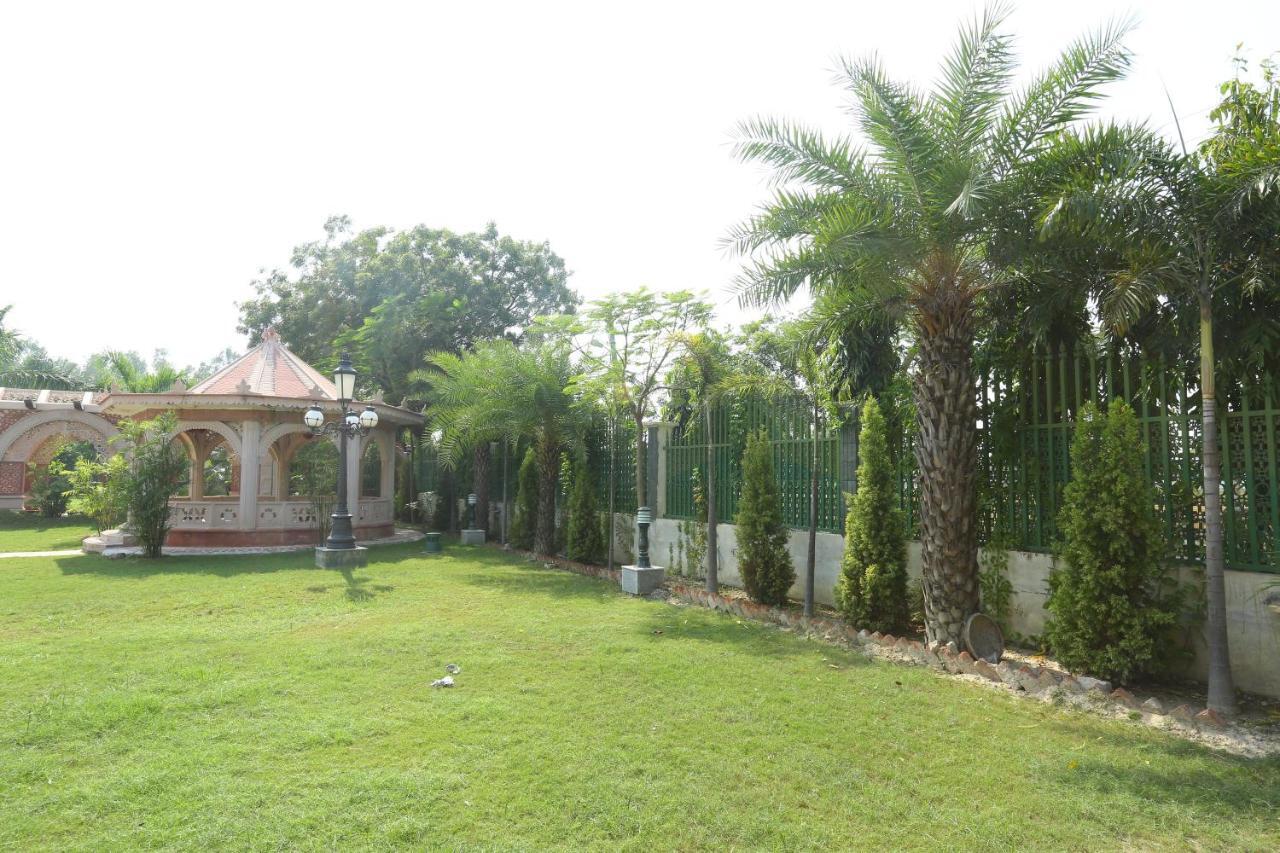 Mann The Palm Retreat Otel Lucknow Dış mekan fotoğraf